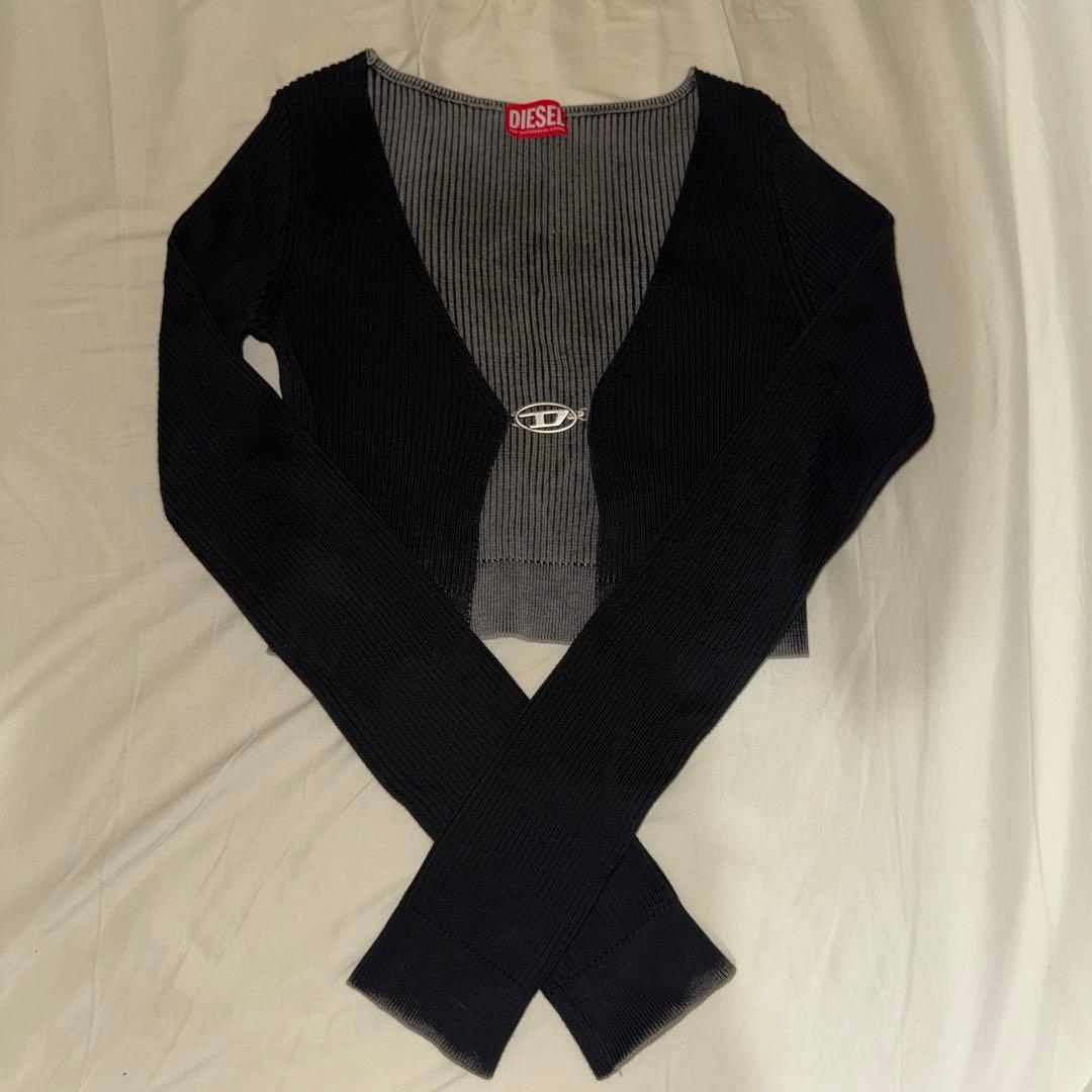 DIESELディーゼルニットカーディガン　dロゴ　M-Latina Mサイズ