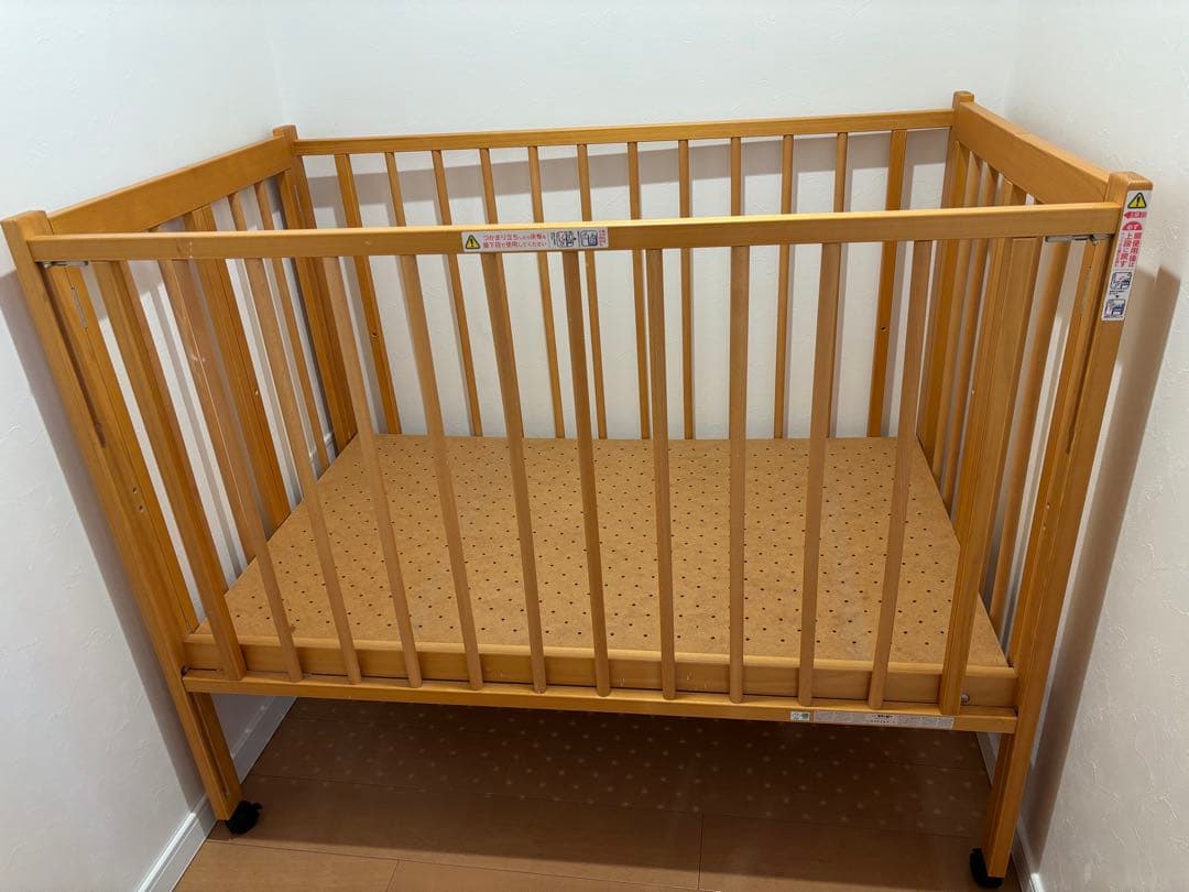 ベビーベッド クール　石崎家具