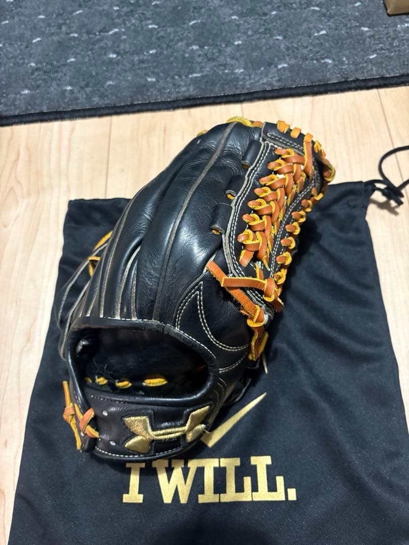 Under Armour 硬式グローブ 内野用　松田宣浩モデル　オーバーホール済