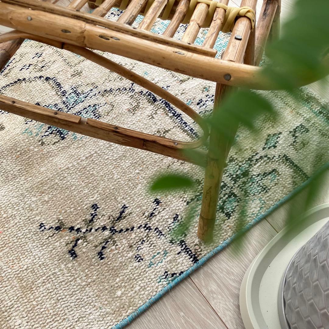 スカイブルー✳︎53×108✳︎額縁Design アイボリー　トルコヴィンテージラグ