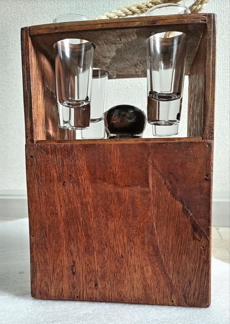 テキーラアネホ セルビン焼 ボトル ショットグラス4つ