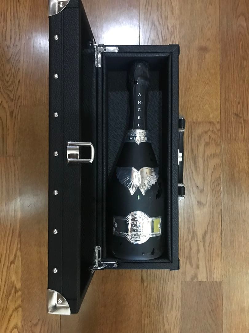 ANGEL エンジェル ブラック ブリュット 750ml ケース付き