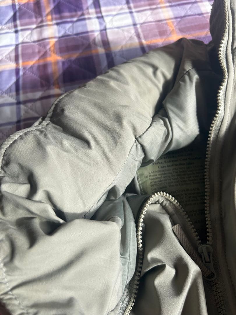 状態良好【米軍実物】level7 ECWCS GEN3 M/R