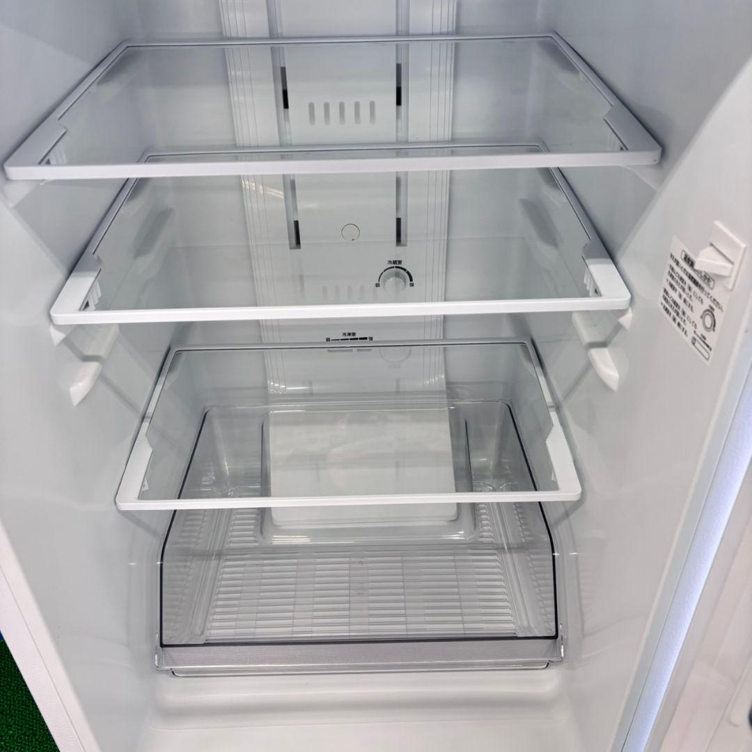 730 東芝　冷蔵庫　ホワイトカラー　153L　小型　一人暮らし　2ドア　右開き