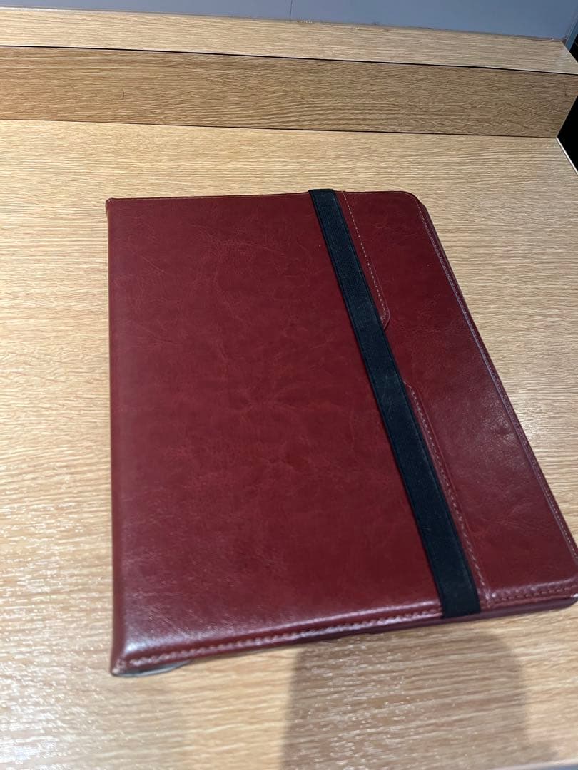 iPad 第9世代　256G 本体 + ケース