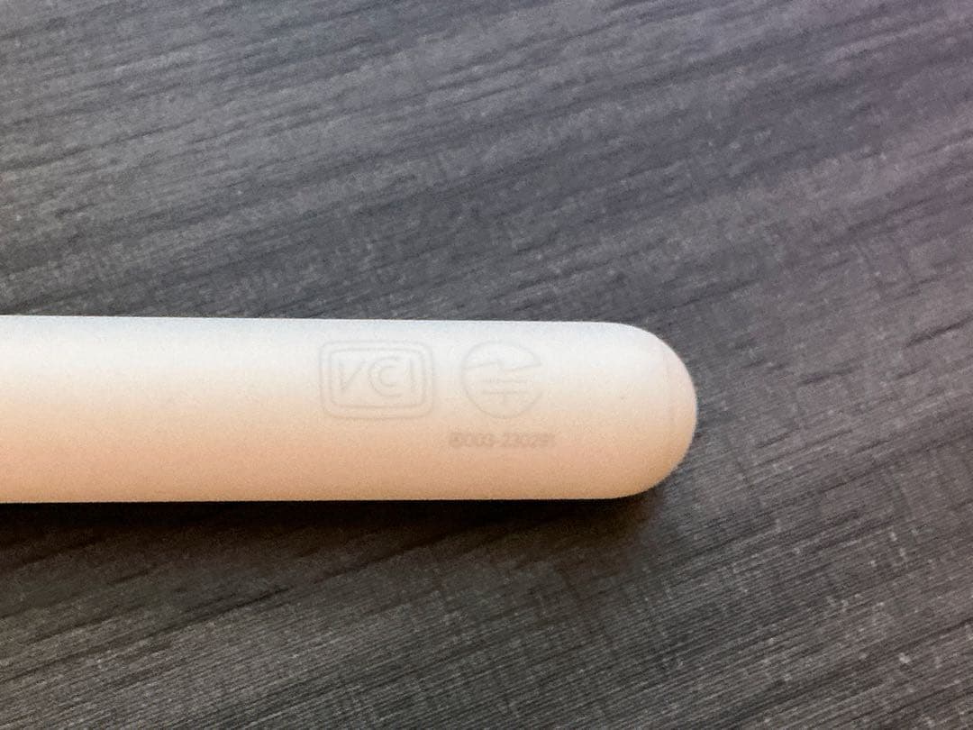 Apple Pencil Pro 専用カバー付き