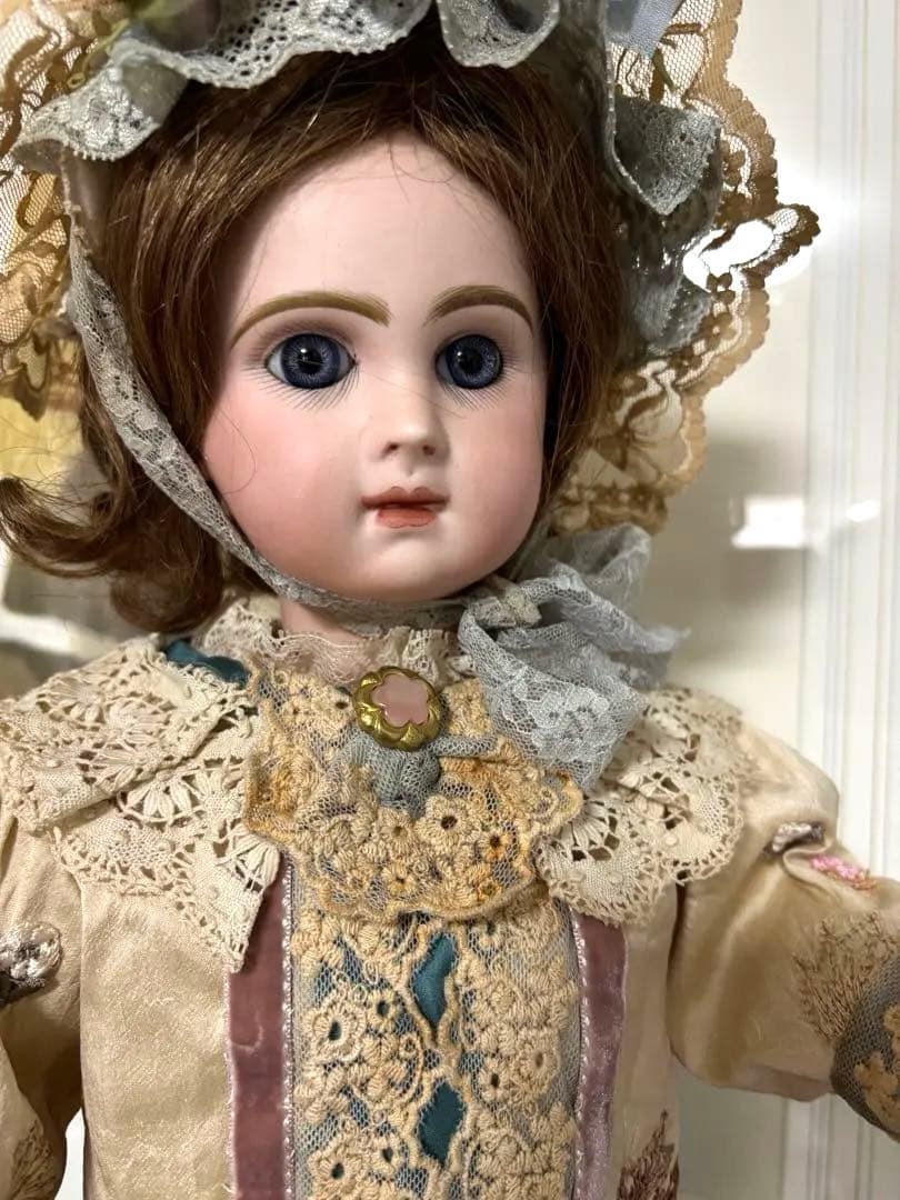 アンティークビスクドール　　 ドレスとボネ　 48センチのジュモー8号