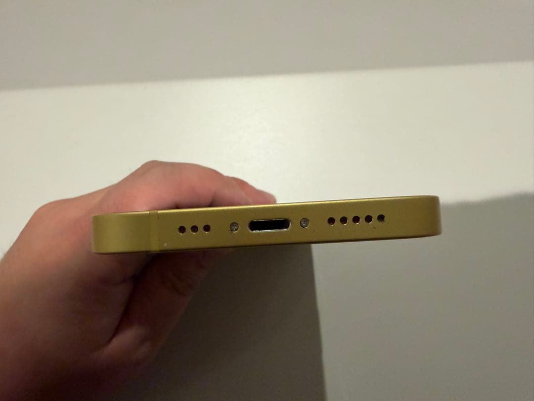 【美品】Apple iPhone 14 512GB 本体 イエロー