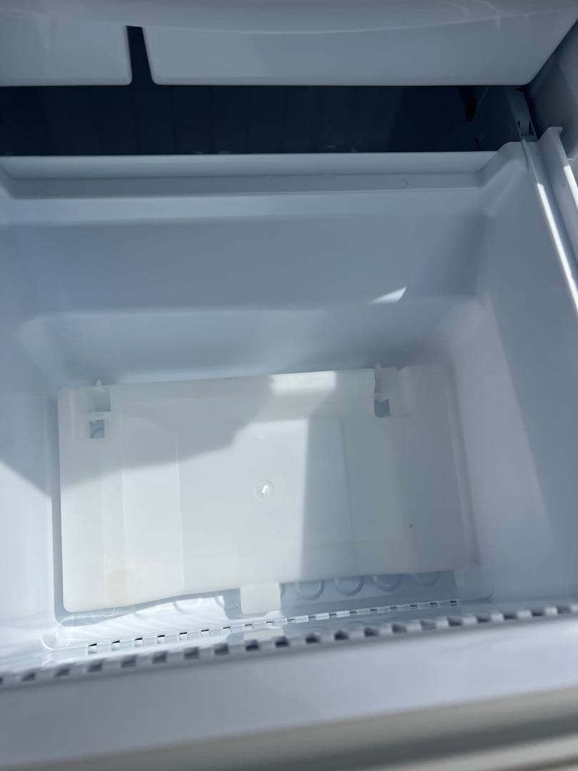 シャープ　ノンフロン冷凍冷蔵庫 SJ-D17F-S