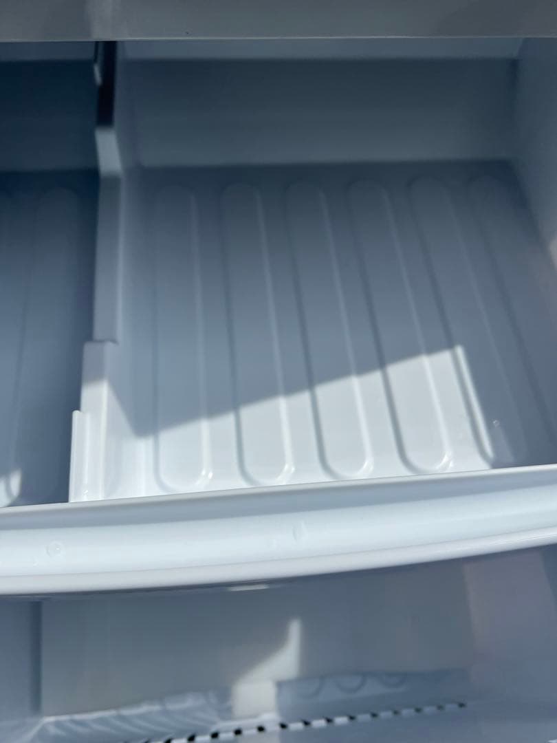 シャープ　ノンフロン冷凍冷蔵庫 SJ-D17F-S