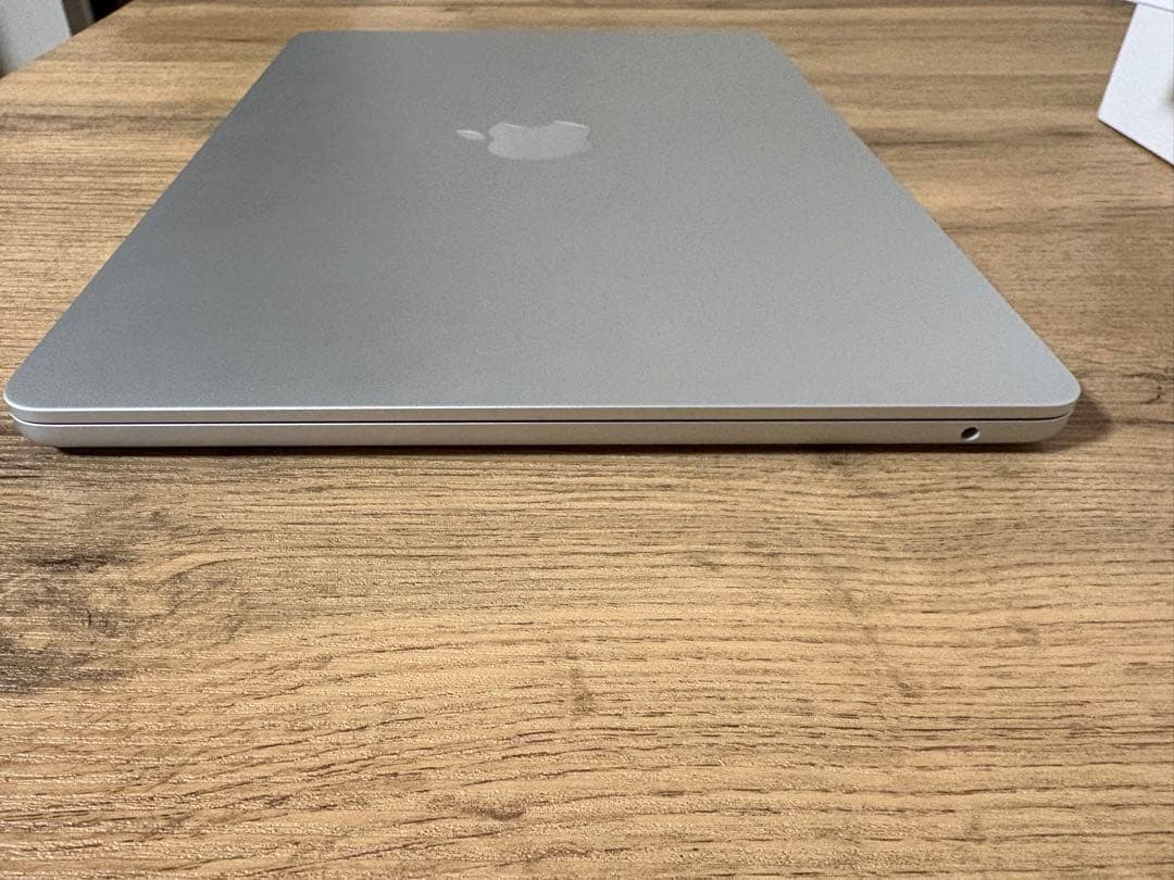 MacBook Air 本体 M4 16GB SSD 512GB