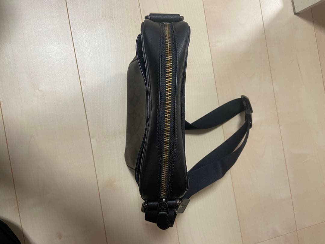 【早い者勝ち　最終値下げ】COACH レザーショルダーバッグ ブラウン/ブラック