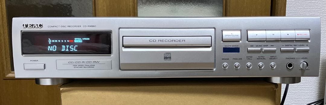 【動作品・美品】CDレコーダー　TEAC　CD-RW880