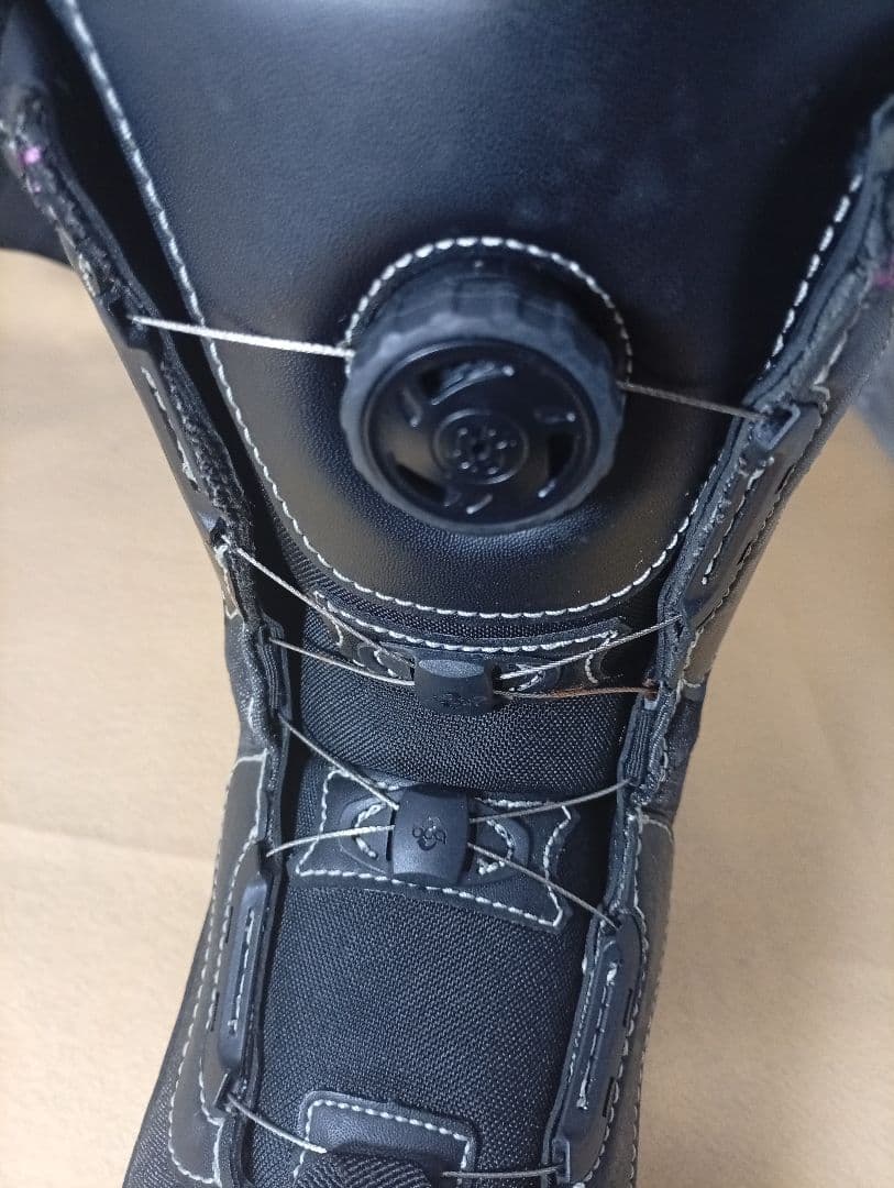 LASTARTS BOA付きブーツ 25.0～ 25.5cm　女性　男性