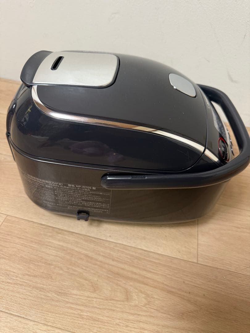 ZOJIRUSHI NP-RT05 圧力IH 2024年製　動作確認済み
