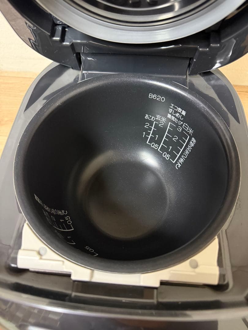 ZOJIRUSHI NP-RT05 圧力IH 2024年製　動作確認済み