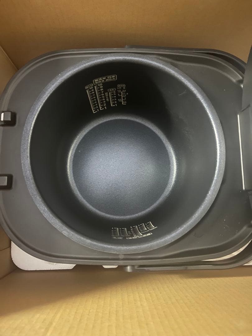 炊飯器 10合 1升炊き 2023年製 アイリスオーヤマ RC-ME10-B