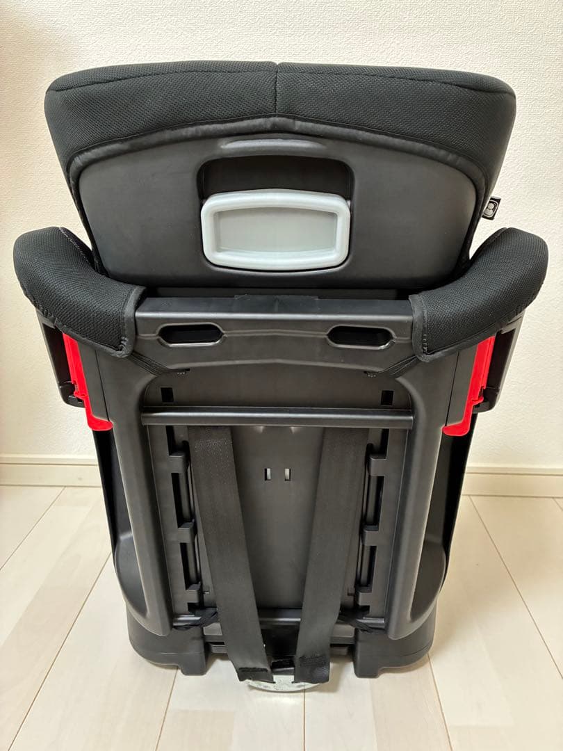 joie エレベート チャイルドシート ジュニアシート