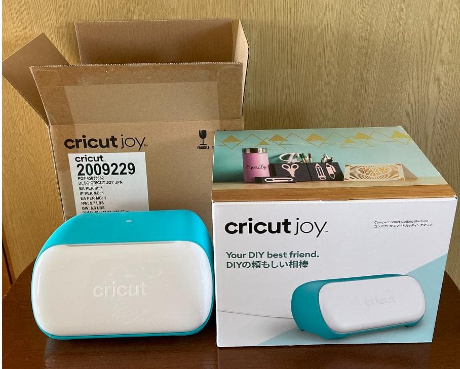カッティングマシン Cricut Joy