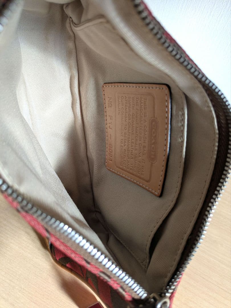 【美品】COACH アクセサリーポーチ ミニバッグ キャンバス レザー レッド