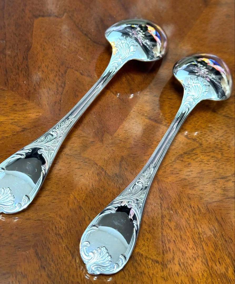 【極美品・レア/マルリー/テーブルサイズ】クリストフル　希少なアカンサス模様入り