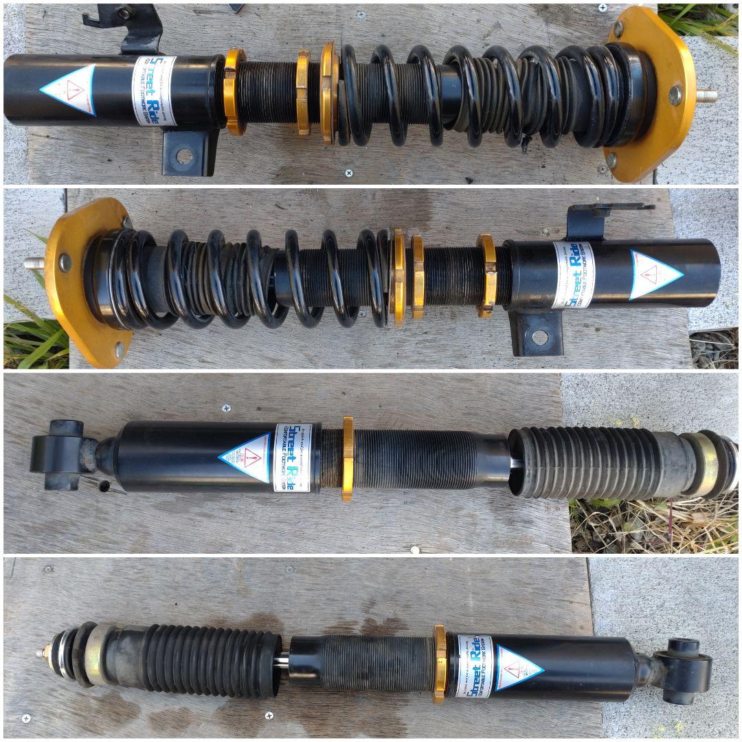 あっきー30プリウス車高調　フルタップ　ストリートライド