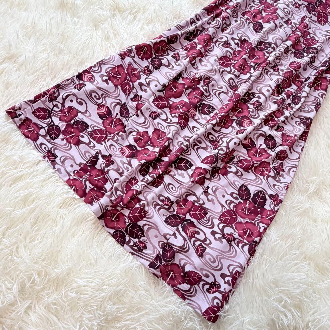 美品　9号　kayme ケイミー　紅ハイビスカス　ツイストワンピ　花柄　ピンク