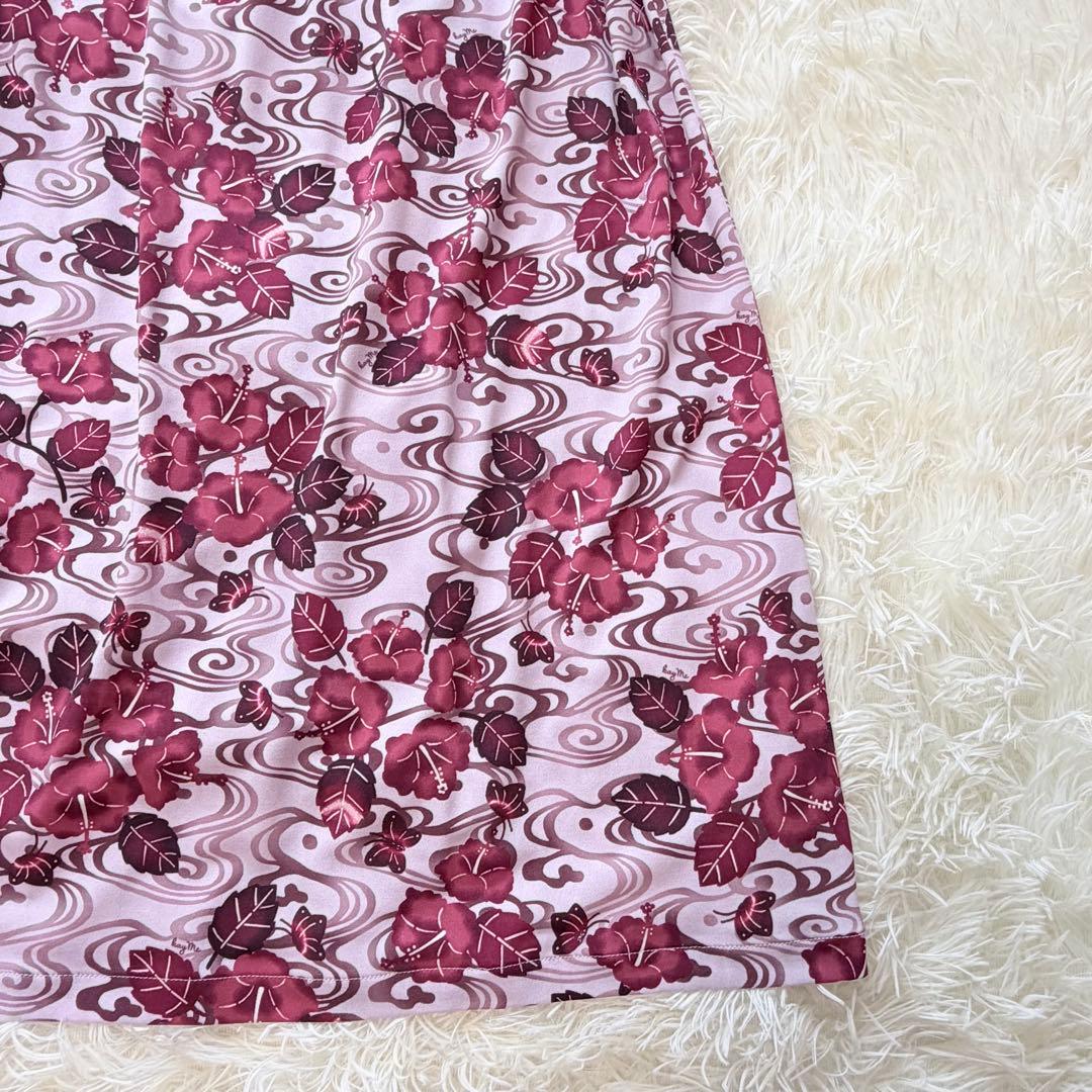美品　9号　kayme ケイミー　紅ハイビスカス　ツイストワンピ　花柄　ピンク