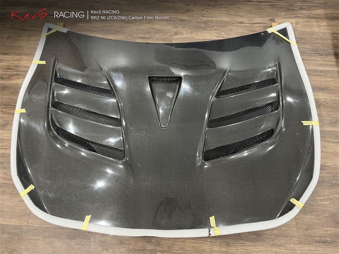 トヨタ 86 ZN6 スバル BRZ ZC6 カーボン ボンネット 新品未使用