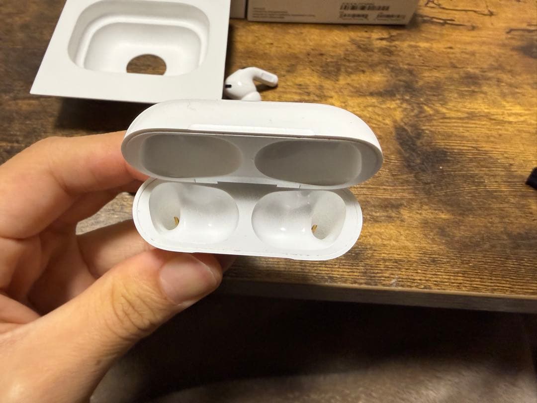 Apple Airpods Pro 第2世代　USB　C-type