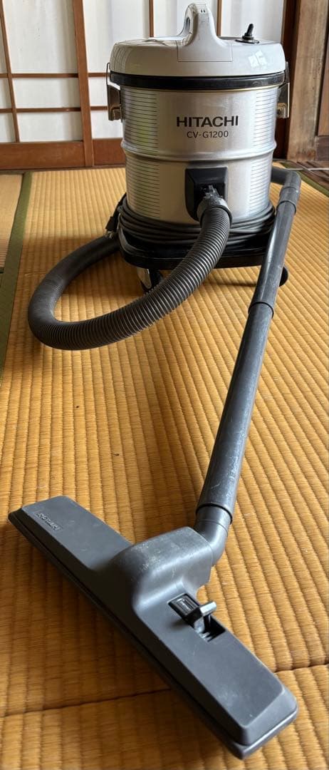 HITACHI CV-G1200 業務用掃除機【中古品】