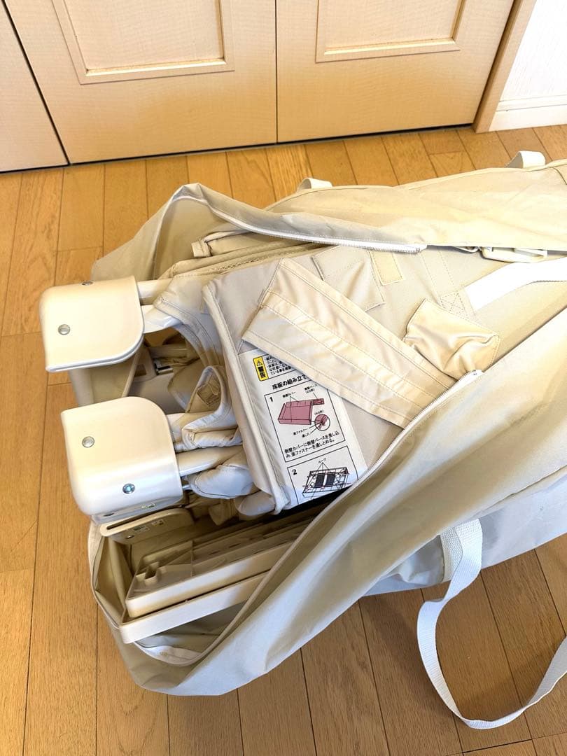 ココネルエアー　ミルク　ベビーベッド　アップリカ