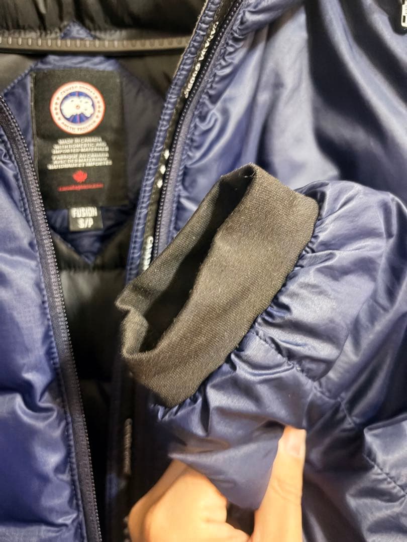 青*空様 カナダグース　ロッジフーディ　ダウン　パッカブル　国内正規品　Sサイズ