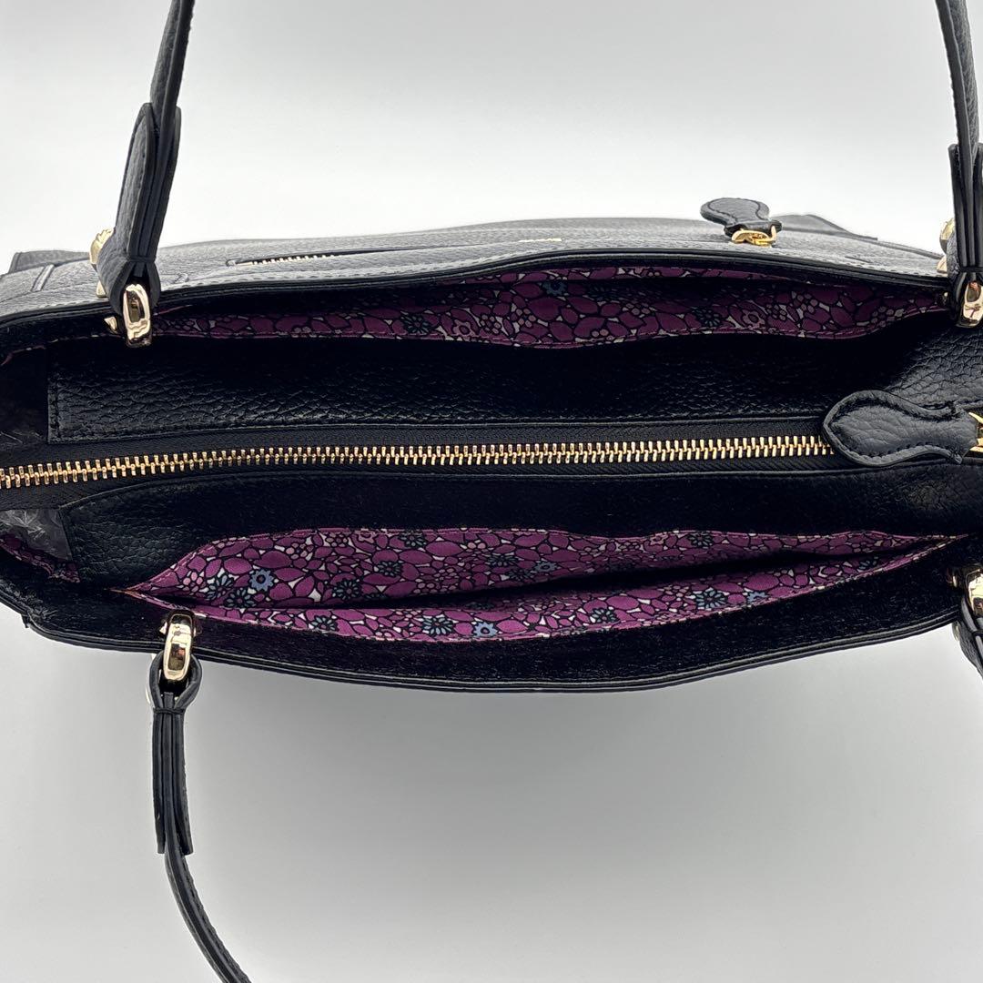 【美品】ANNA SUI 自立 底鋲 肩掛け A4 ビジネスバッグ ロゴ レザー