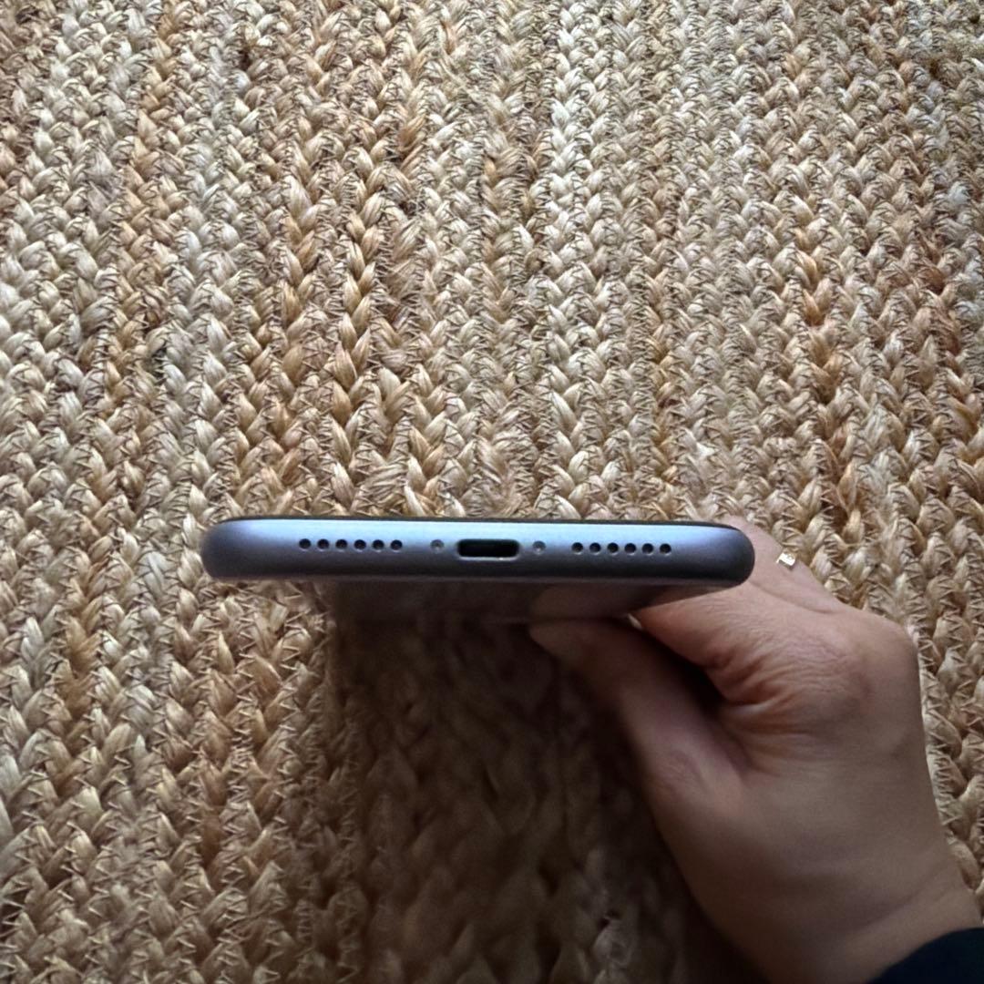 最終価格iPhone11 64GBパープルMWLX2J/A容量74%SIMフリー