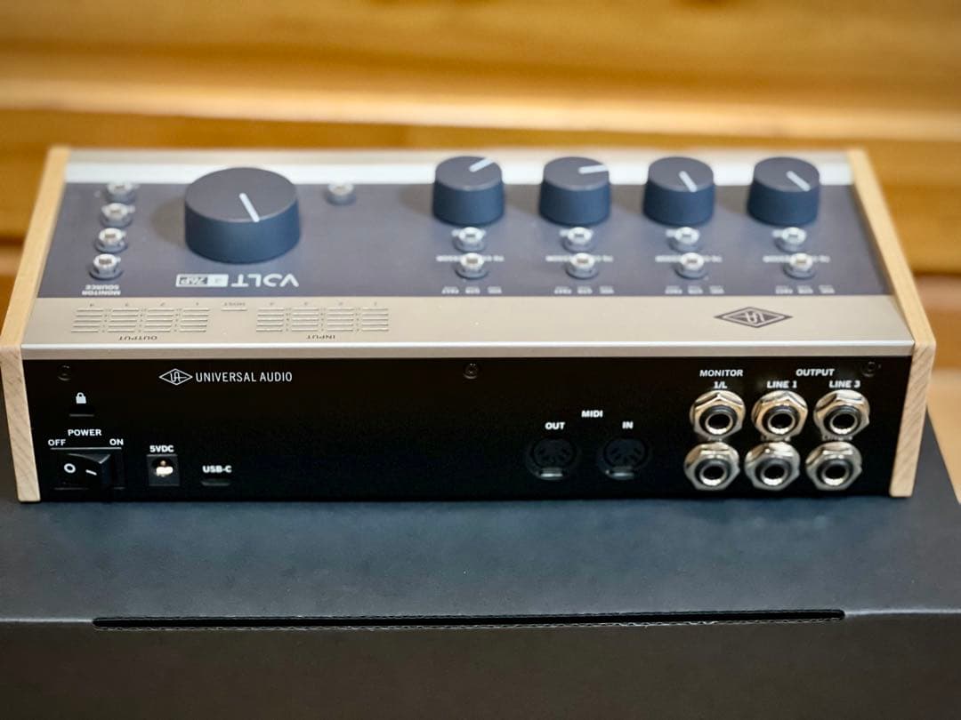 Universal Audio Volt 476P オーディオインターフェイス