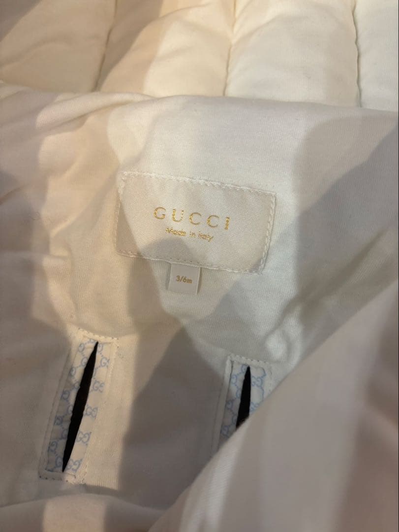 GUCCI ベビー　フットマフ　おくるみ