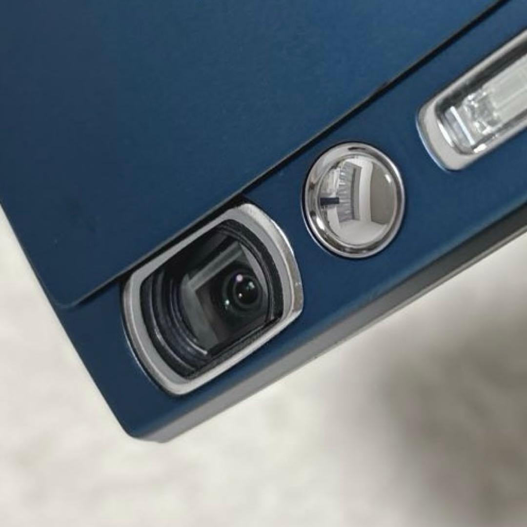 【美品】FUJIFILM FinePix Z2000EXR WIFI搭載　カメラ