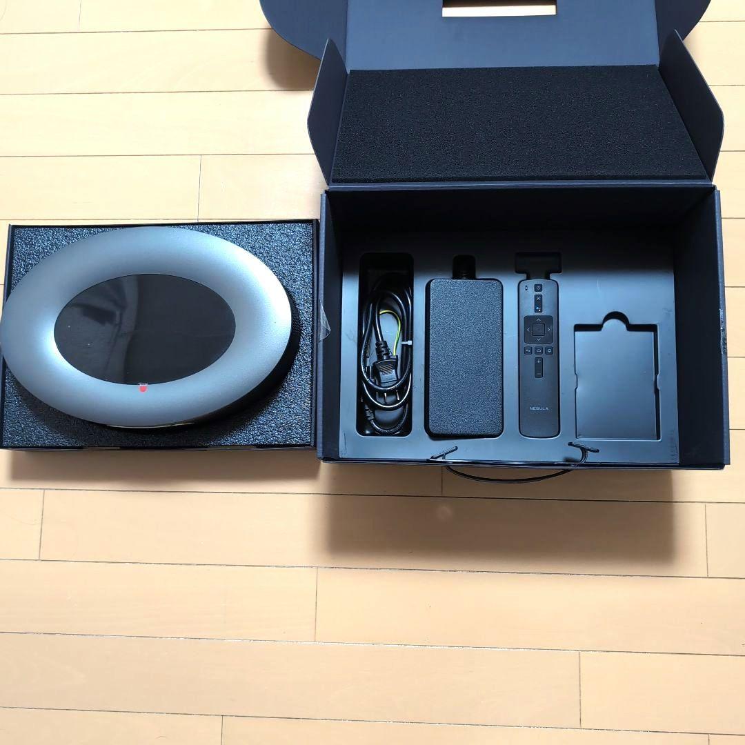 ​【極美品】Anker Nebula Cosmos プロジェクター