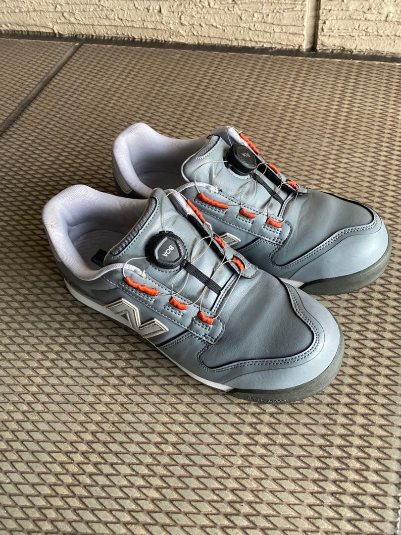 【ニューバランス】（26.5EEE）安全作業靴　グレー　人工皮革　BS-818