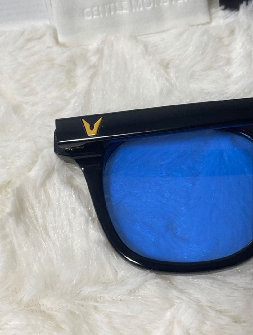 H*I様 【新品未使用】GENTLE MONSTER ブルーサングラス 正規品