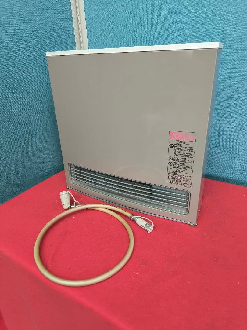 2022年製　ノーリツガスファンヒーターGFH-4006S　〜15畳　都市ガス