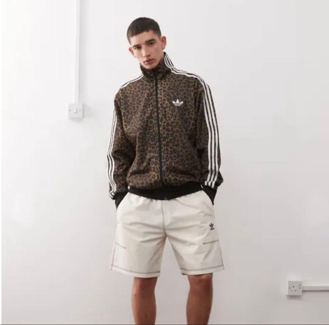 adidas ヒョウ柄 ジップアップジャージ