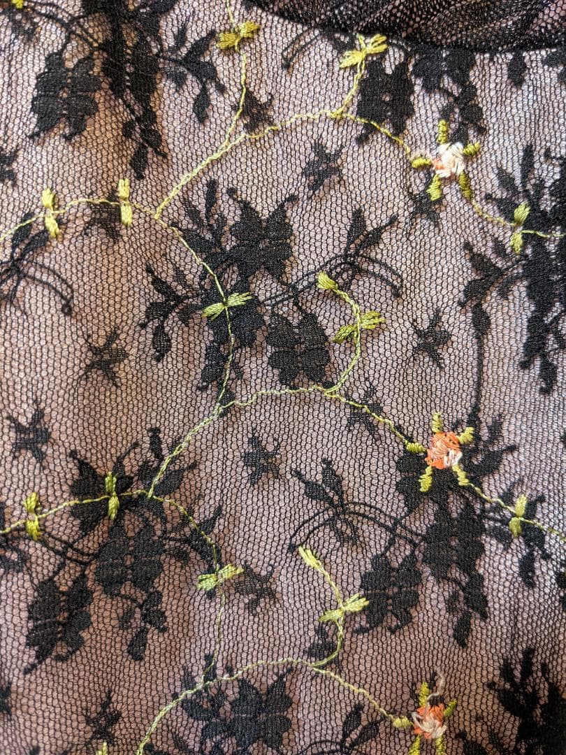 Nanae19様用 ベッツィー・ジョンソン　小花＆ドットレースドレス　4号