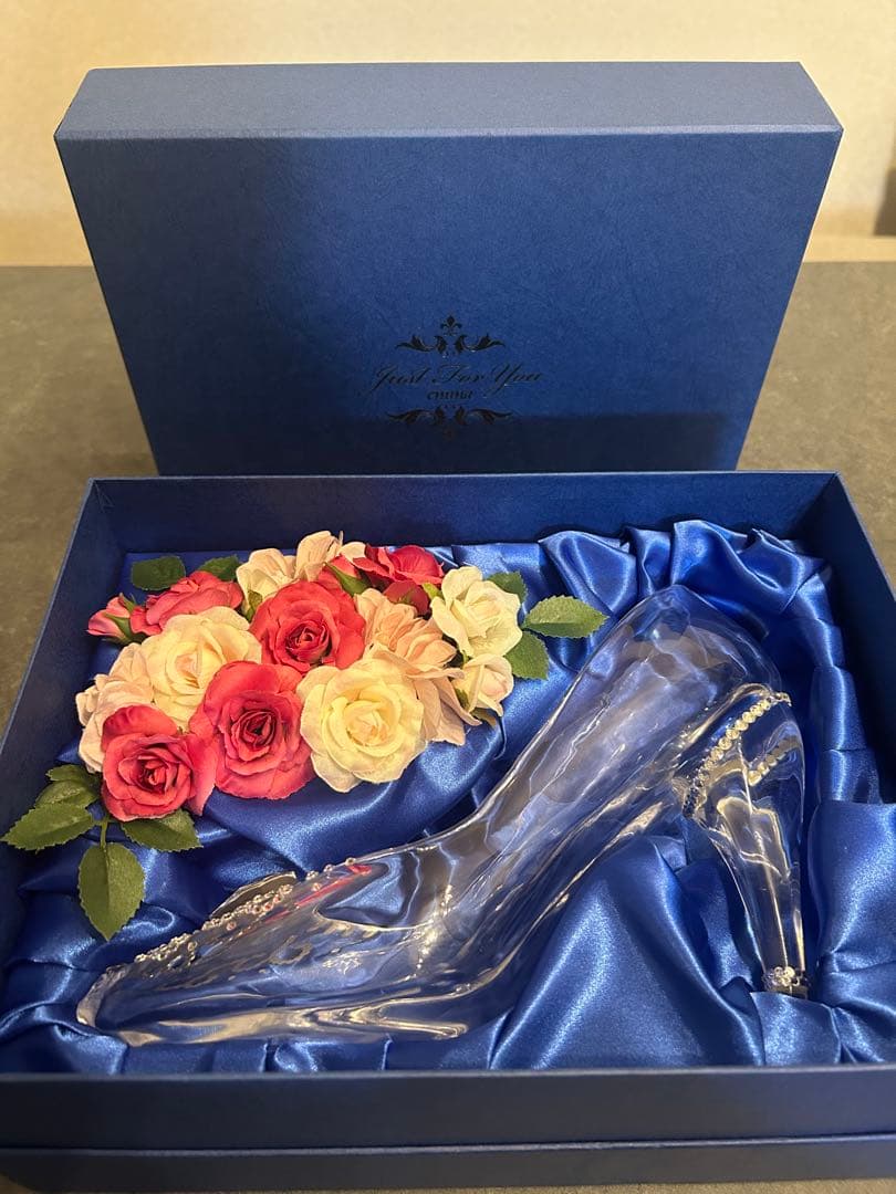 EMMA エマ　履けるガラスの靴　デコレーションハート　（右足　23cm）