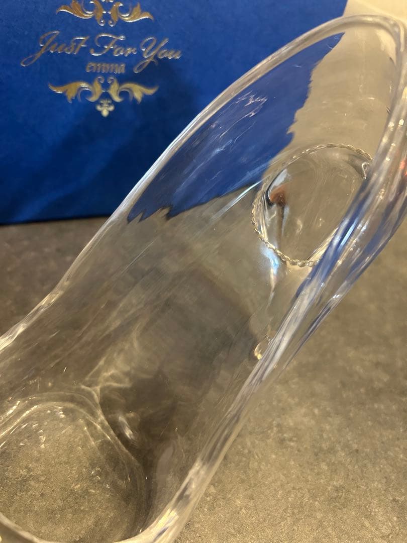 EMMA エマ　履けるガラスの靴　デコレーションハート　（右足　23cm）