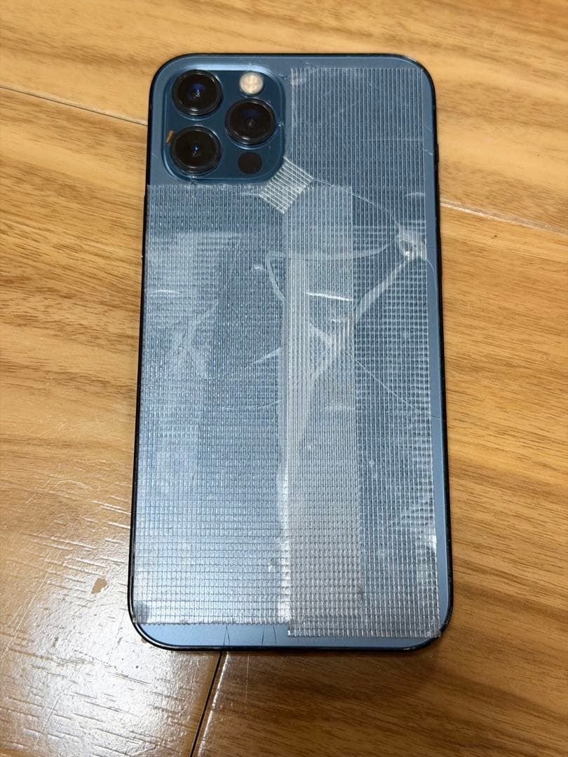 iPhone 12 PRO 256GB 箱付き　背面ひび割れ　修理歴あり