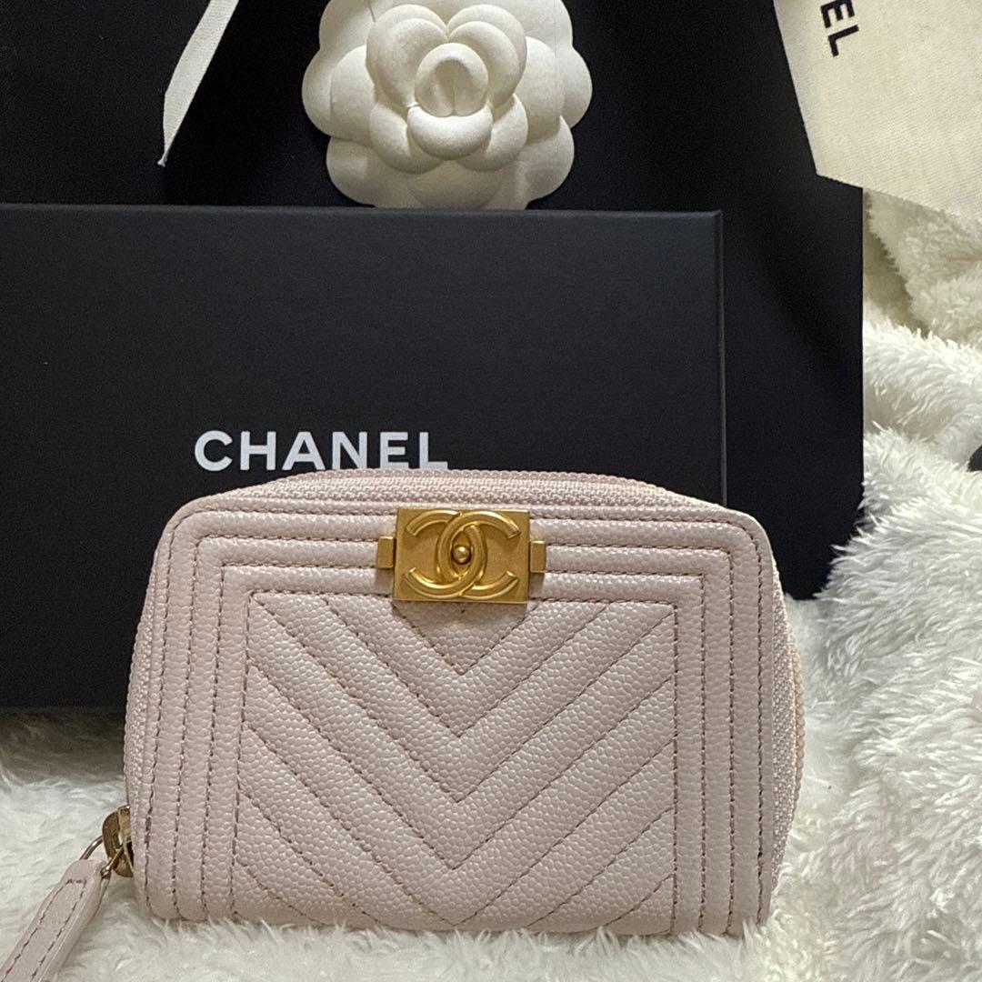 【新品未使用】CHANELボーイシャネル Vステッチケース
