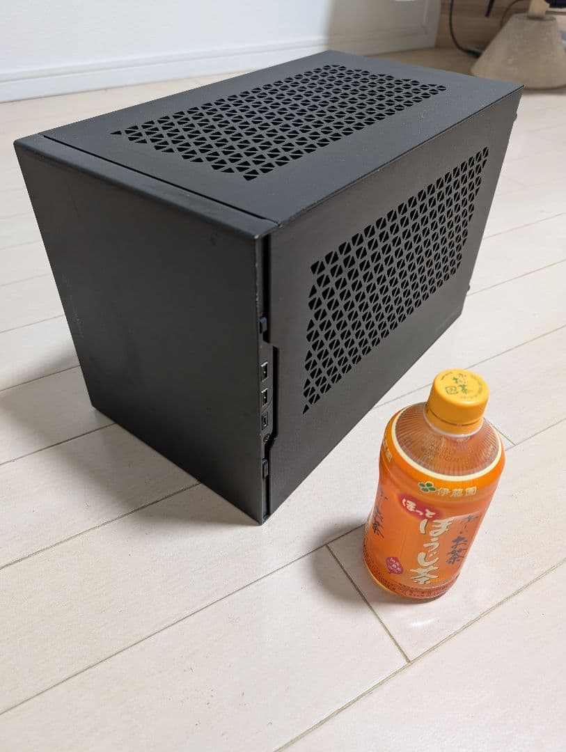 デスクトップPC i7-11700K / メモリ32GB / SSD500GB