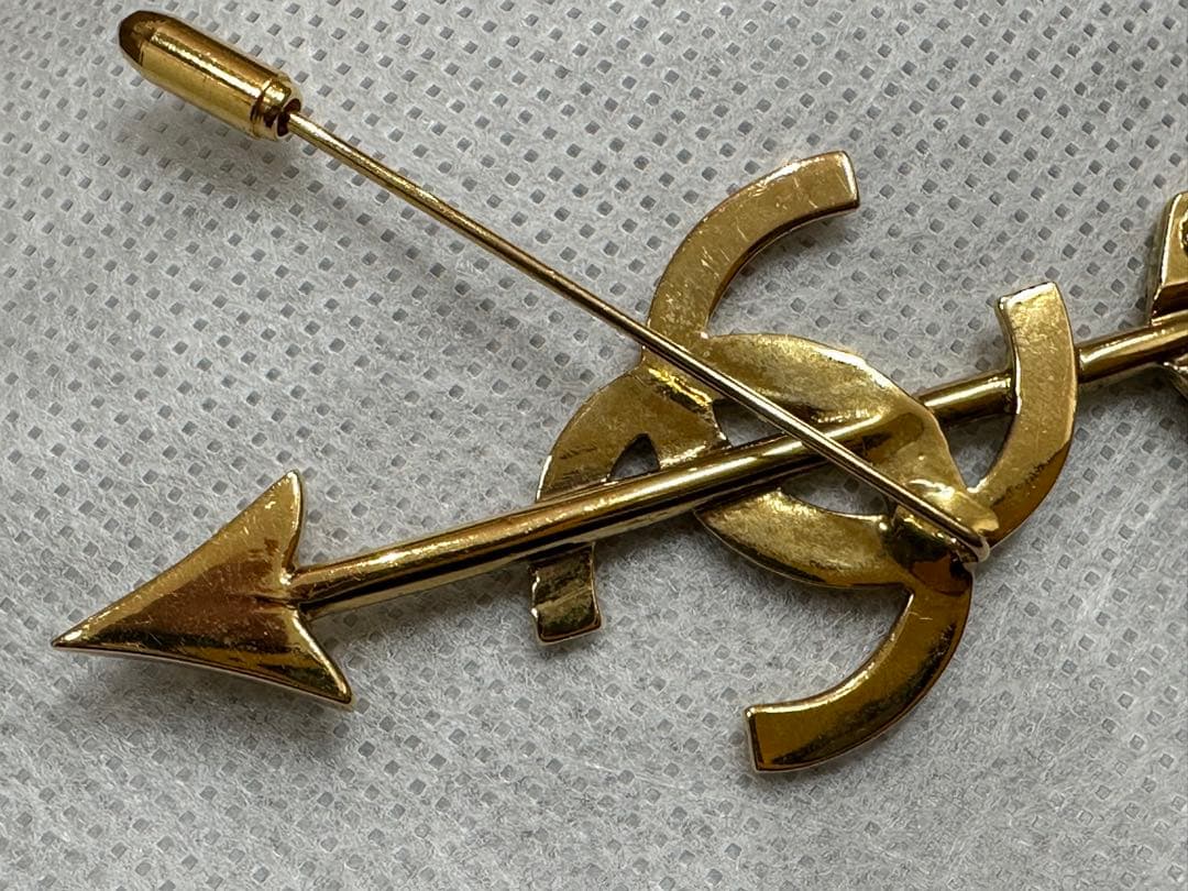 CHANEL シャネル　ココマーク　アローピンブローチ　ゴールド　ヴィンテージ